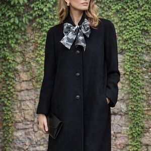 VINTAGE SUPERFINA ALORNA BY FORSTMANN Made in USA Black Wool Coat with Scarf, L